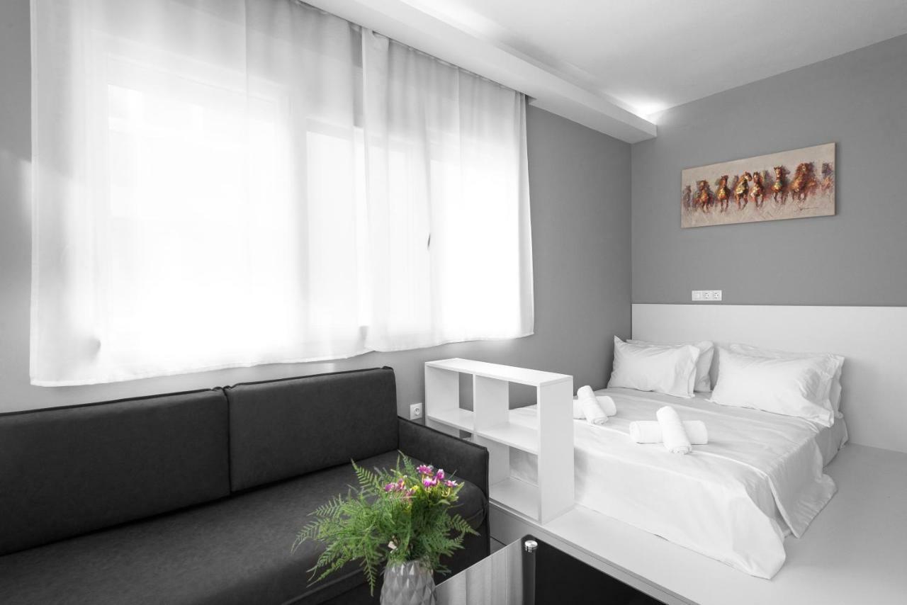 Denizen Boutique Apartments, Nilie Hospitality Mgmt Thessaloniki Buitenkant foto