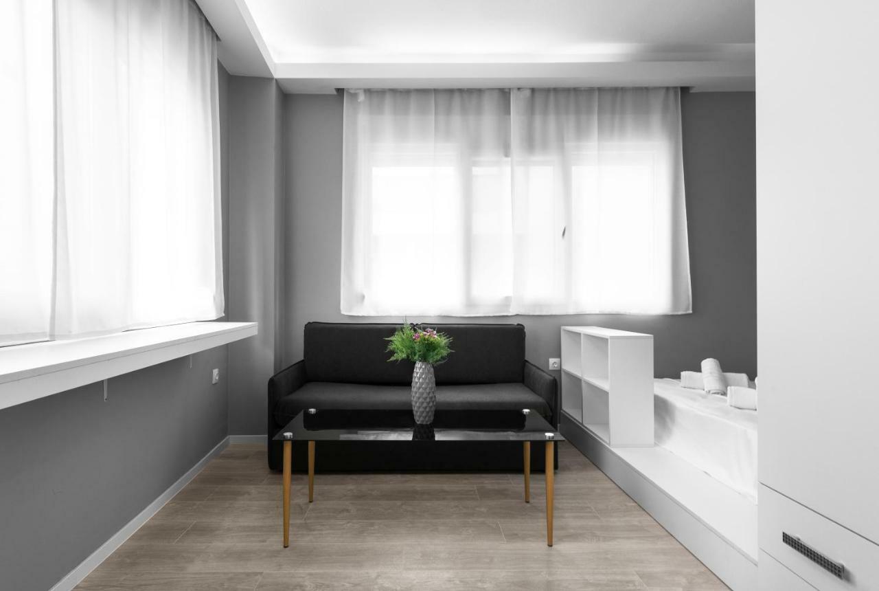 Denizen Boutique Apartments, Nilie Hospitality Mgmt Thessaloniki Buitenkant foto