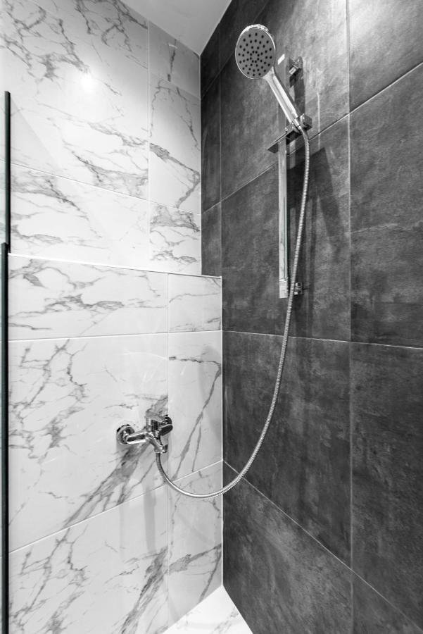 Denizen Boutique Apartments, Nilie Hospitality Mgmt Thessaloniki Buitenkant foto